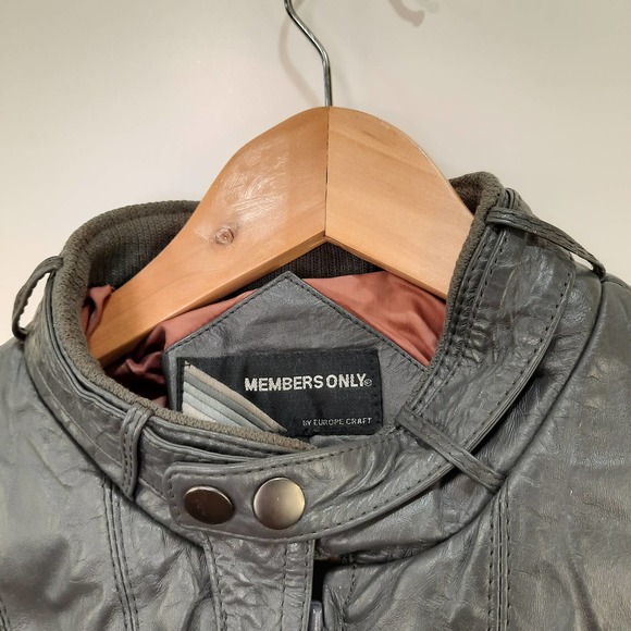 Vintage Members Only| 1980s Gray Leather Bomber Jacket Sz 40 - Picture 4 of 15